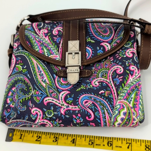Chaps Great quality  crossbody purse great condition ! - Picture 13 of 14